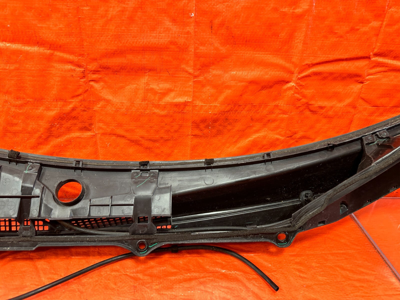 13 16 SCION FRS 17 20 86 13 20 BRZ   WINDSHIELD WIPER COWL TRIM PLASTIC OEM 2938