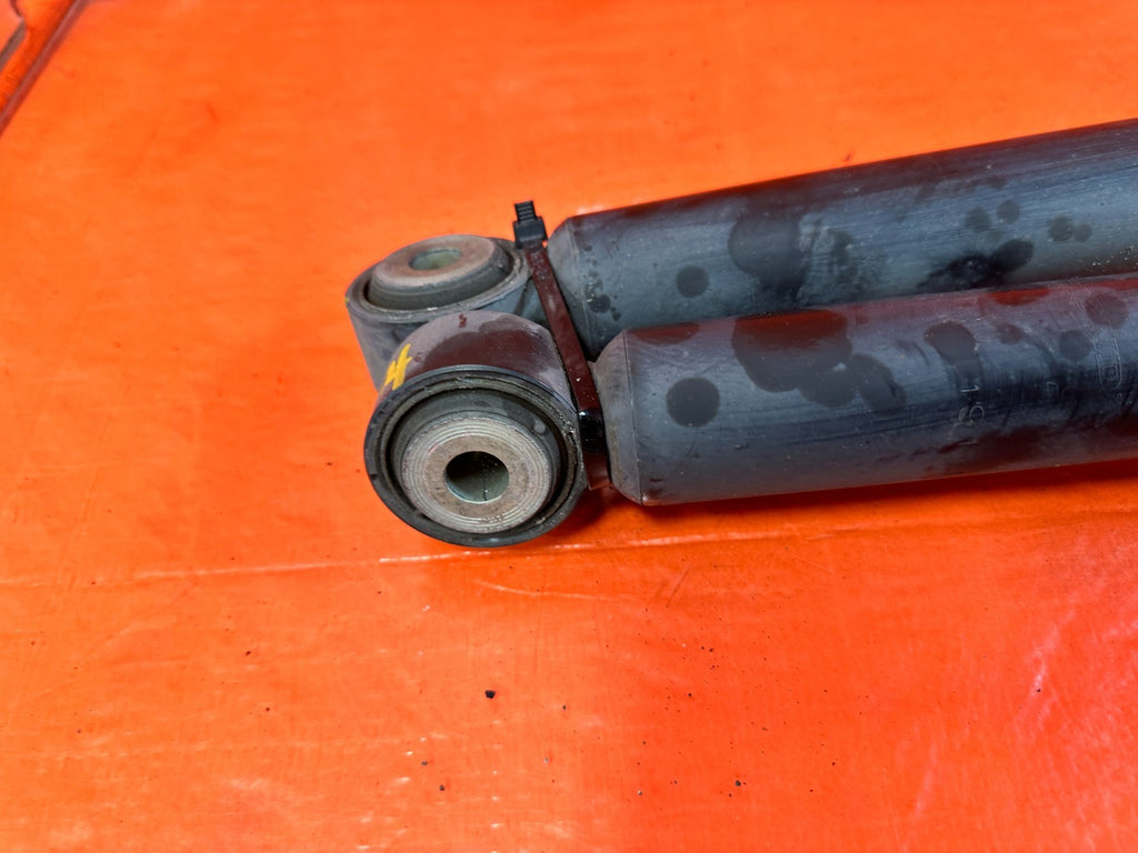 18 22 HONDA ACCORD 1.5L   REAR SHOCKS SHOCK ABSORBERS LEFT AND RIGHT OEM #32410