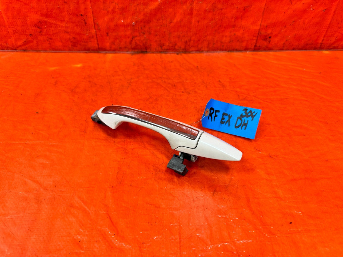 04-08 ACURA TSX - PASSENGER RIGHT FRONT - EXTERIOR DOOR HANDLE WHITE OEM #3040