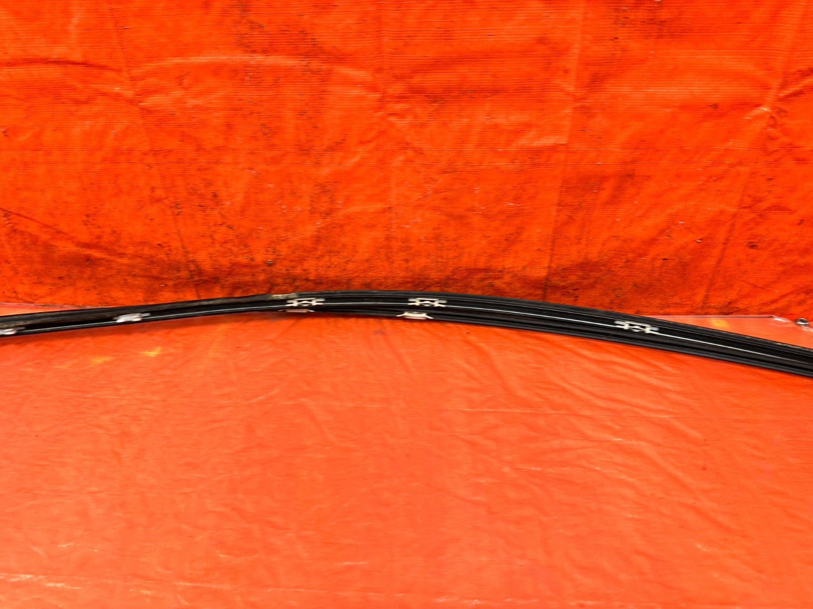 13 16 HYUNDAI GENESIS COUPE   ROOF TRIM WEATHER STRIP SET   LEFT & RIGHT OEM 32612