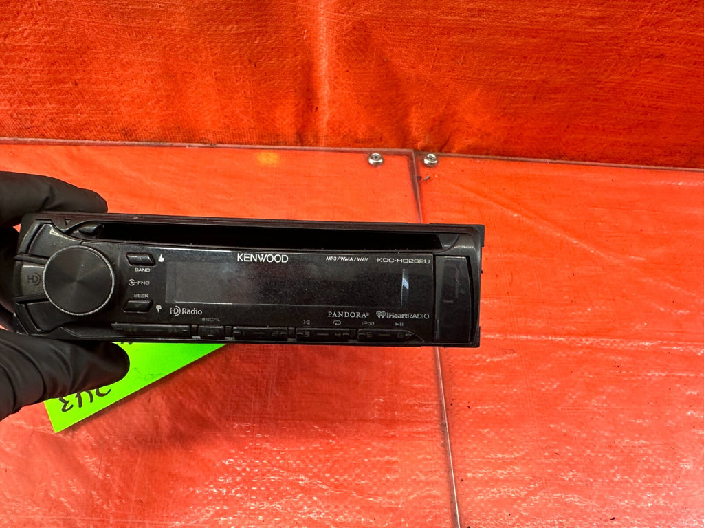 88 91 HONDA CRX   KENWOOD KDC HD262U RADIO RECEIVER CD PLAYER   #2432