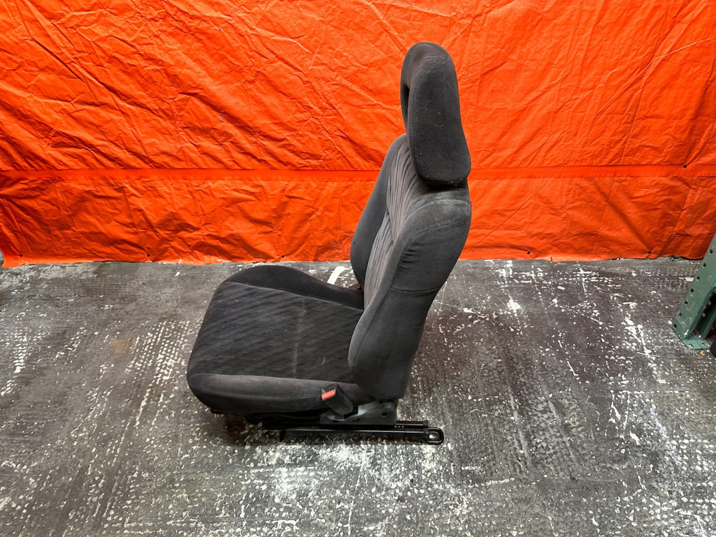 96-00 HONDA CIVIC EM1 SI MODEL PASSENGER RIGHT FRONT SEAT CHAIR & RAILS OEM #21814