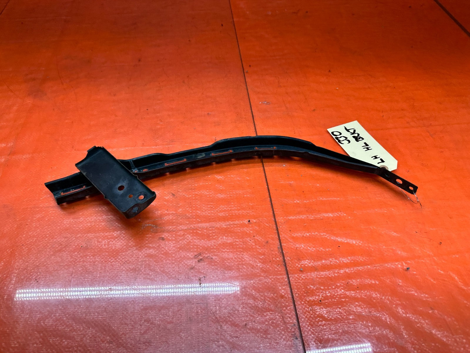 04 08 ACURA TSX LEFT DRIVER SIDE HEADLIGHT BRACKET OEM #3306