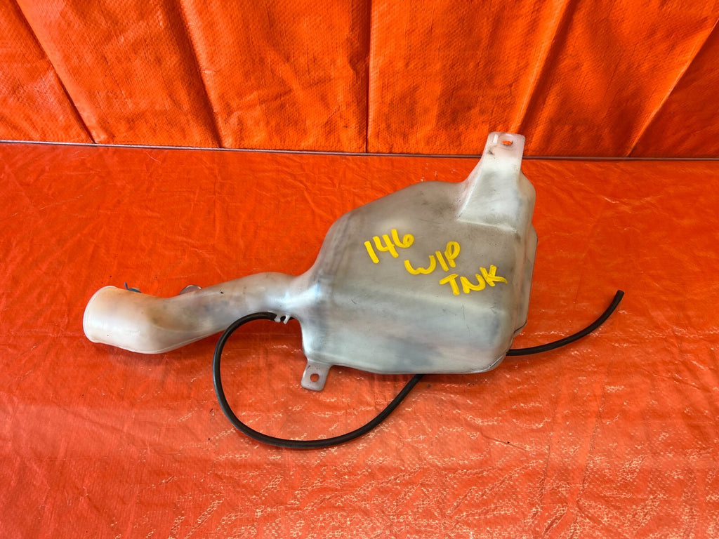 93 96 HONDA DEL SOL   WINDSHIELD WIPER FLUID RESERVOIR TANK W/ MOTORS   OEM #1460