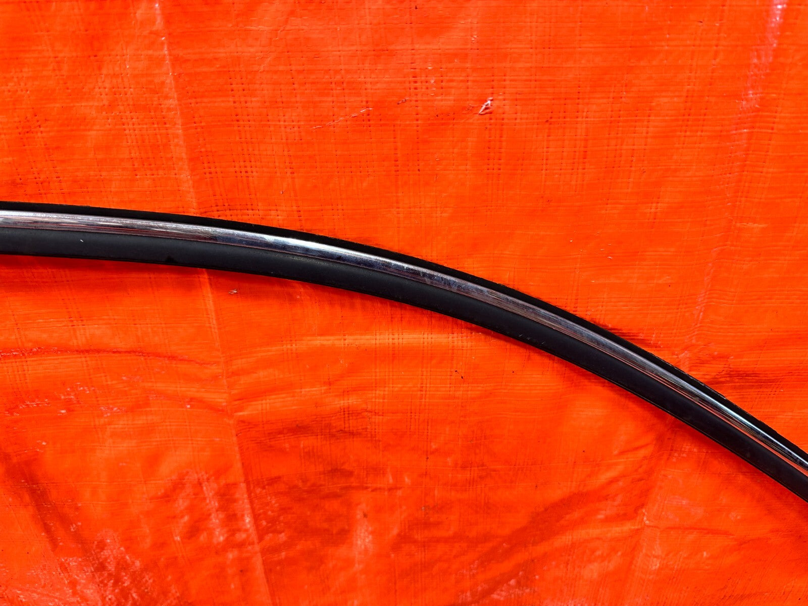 92 00 LEXUS SC300   DRIVER LEFT REAR QUARTER GLASS TRIM   OEM FACTORY #2768