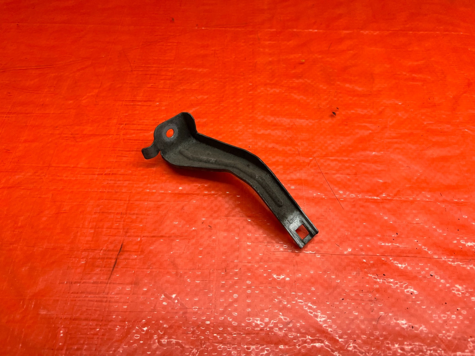 02 05 HONDA CIVIC SI EP3 HATCH FENDER MOUNTING BRACKET SUPPORT BRACE DRIVER LEFT0