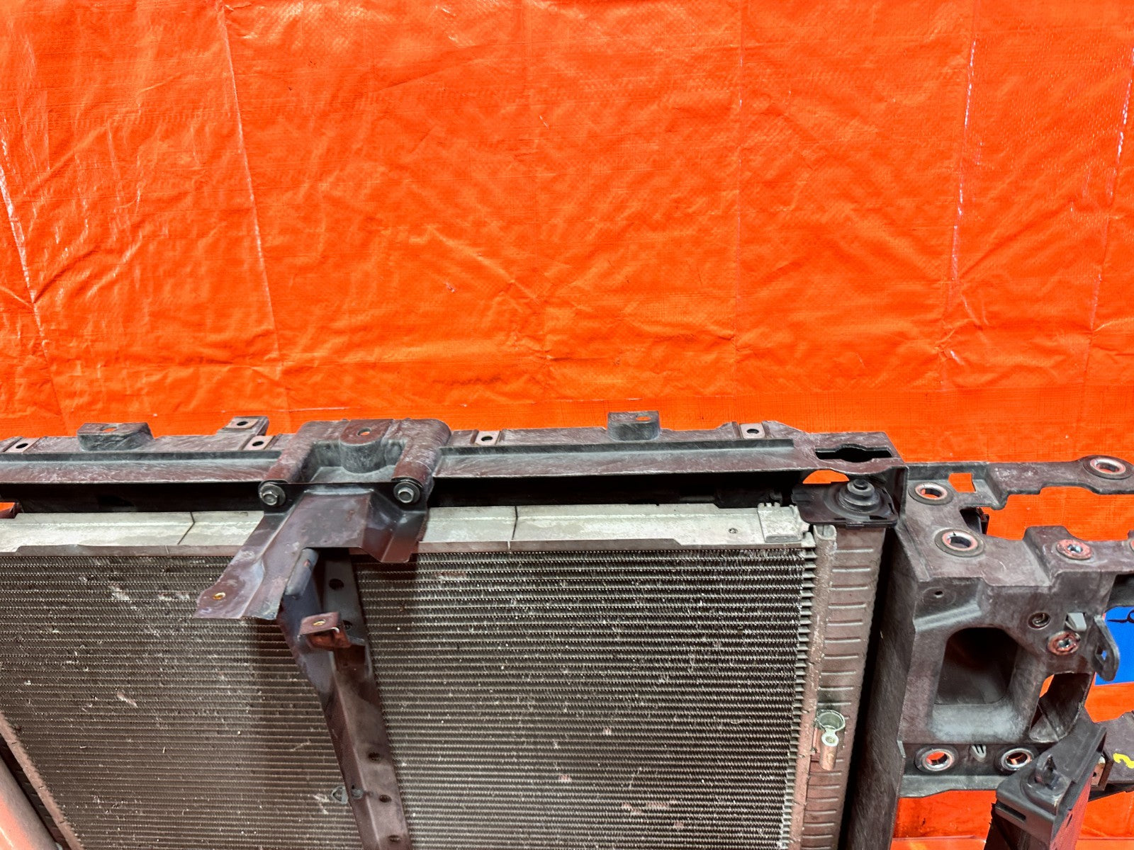 INFINITI G37 COUPE CONVERTIBLE   RADIATOR SUPPORT W/ FANS RADIATOR CONDENSER OEM6