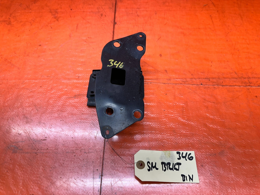 03-08 NISSAN 350Z PASSENGER RIGHT REAR RE BAR CRASH BEAM BRACKET OEM #3460