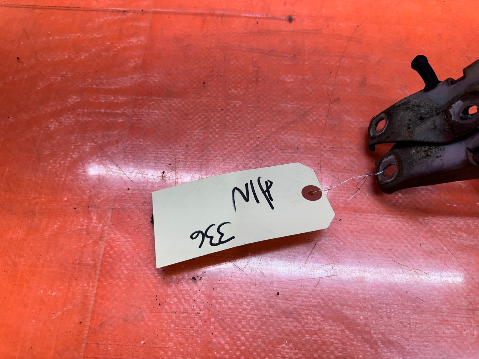 97 01 HONDA PRELUDE 2.2L DRIVER PASSENGER LEFT RIGHT HOOD HINGES HINGE OEM #3368