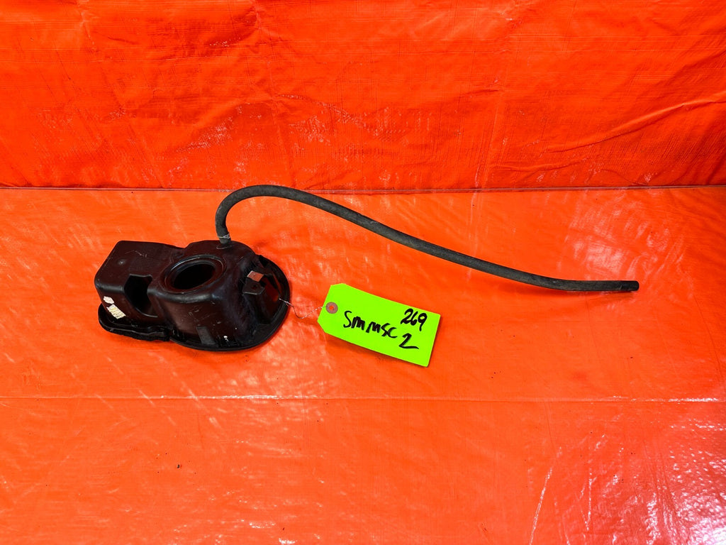 12 15 HONDA CIVIC SI   FUEL NECK TRIM   OEM #2690