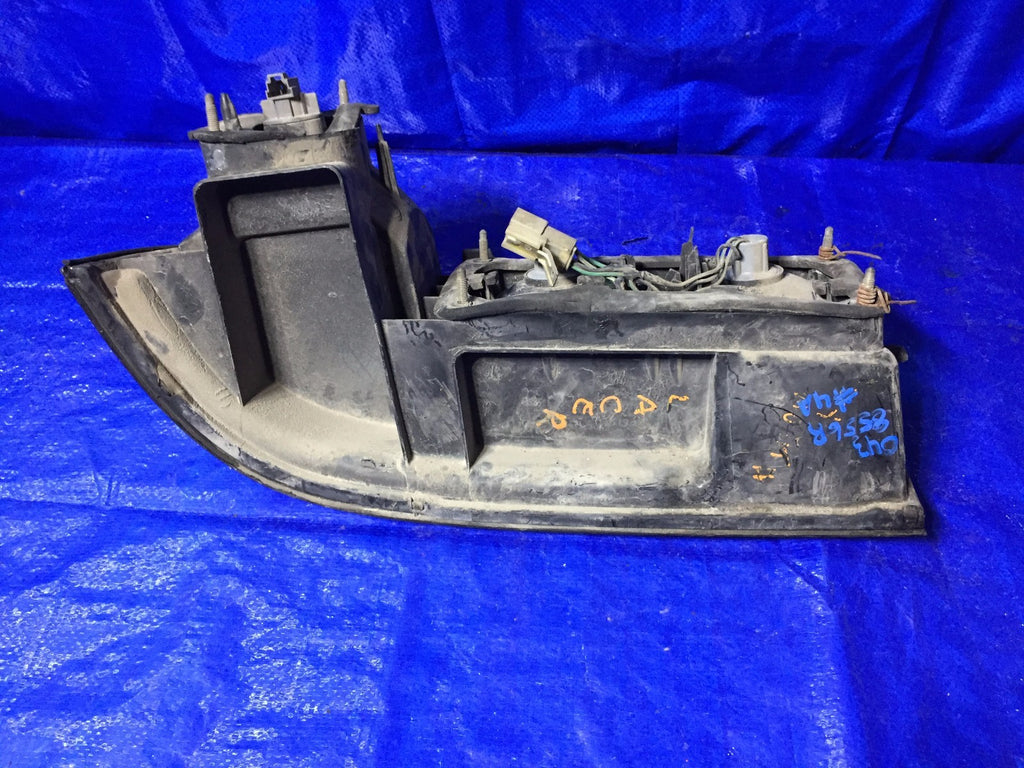 OEM 1990 1991 PLYMOUTH LASER PASSENGER RIGHT TAIL LIGHT R RH5