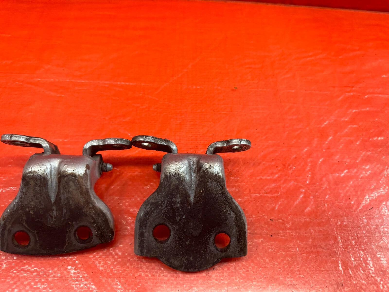 92 00 HONDA CIVIC SEDAN   DRIVER LEFT REAR   DOOR HINGE SET UPPER LOWER OEM #19513