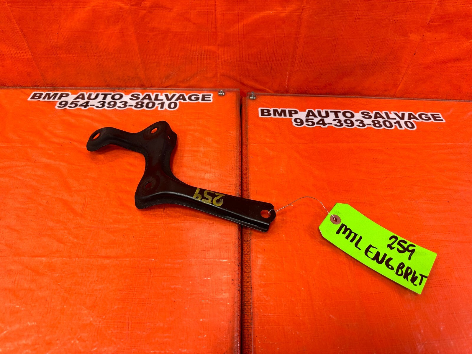 97 01 HONDA PRELUDE   FRONT SUB FRAME CROSSMEMBER REAR BRACKET STIFFENER #2590