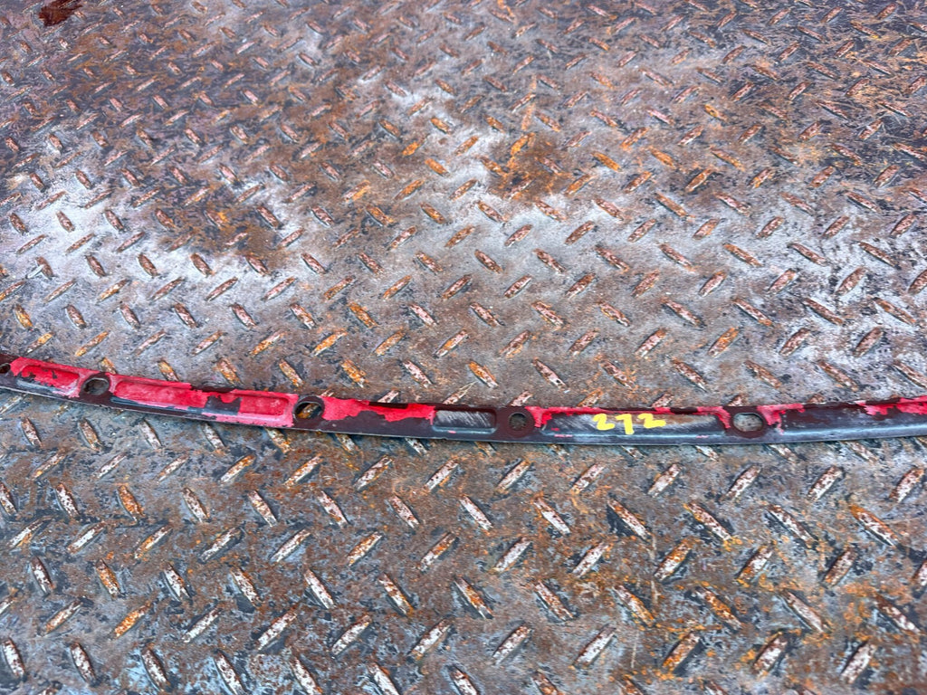 93 97 HONDA DEL SOL   FRONT BUMPER UPPER STIFFENER GASKET   OEM #2727