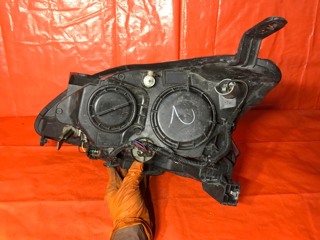 OEM 2013 NISSAN SENTRA HEADLIGHT   PASSENGER RIGHT   2014 2015   LED STRIP7
