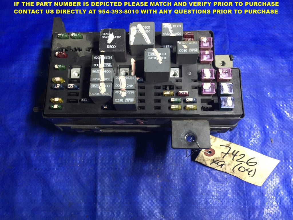 OEM 2005 HYUNDA XG350 FUSE BOX ASSEMBLY0