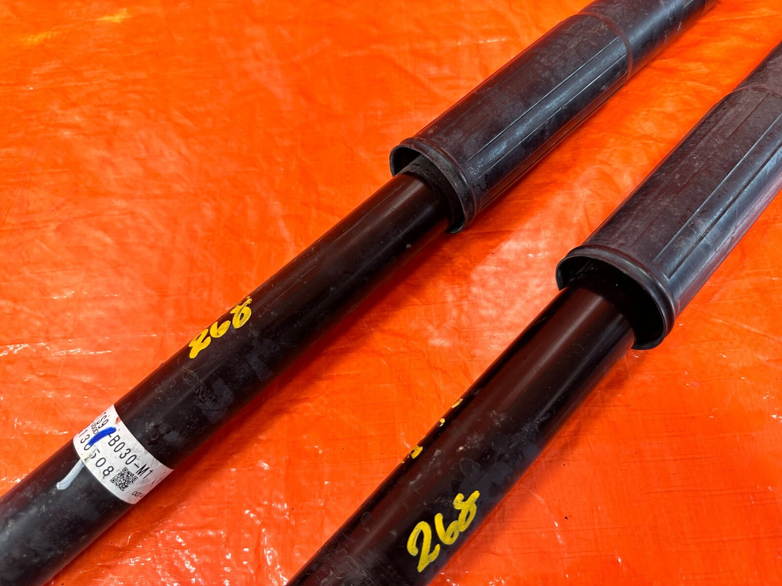 2013 13 HONDA CIVIC SI 2D COUPE   REAR SHOCKS LEFT AND RIGHT FACTORY   OEM #26810