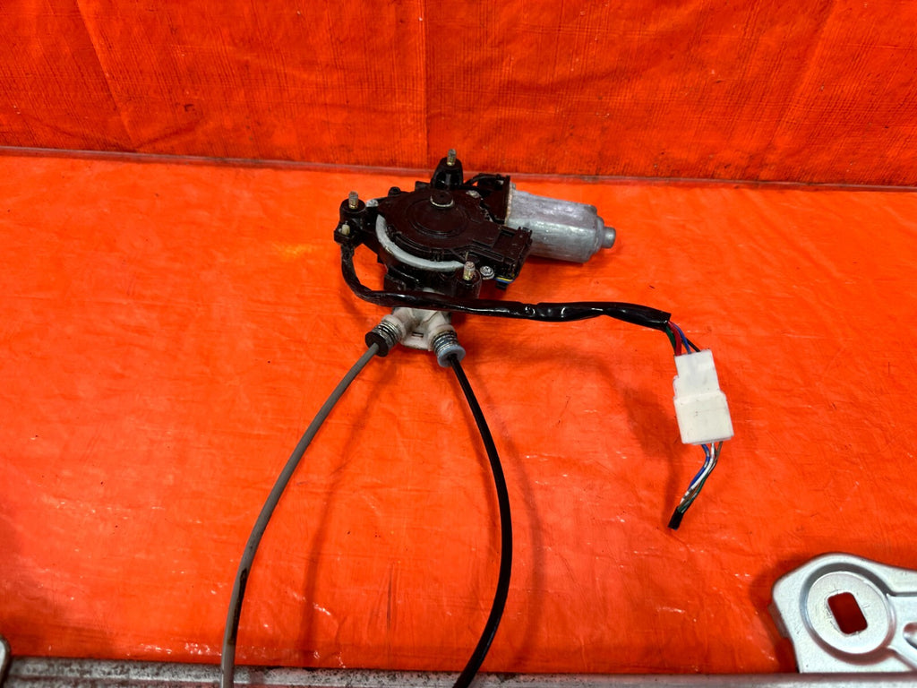 02 10 LEXUS SC430   PASSENGER RIGHT WINDOW REGULATOR   OEM FACTORY #28810