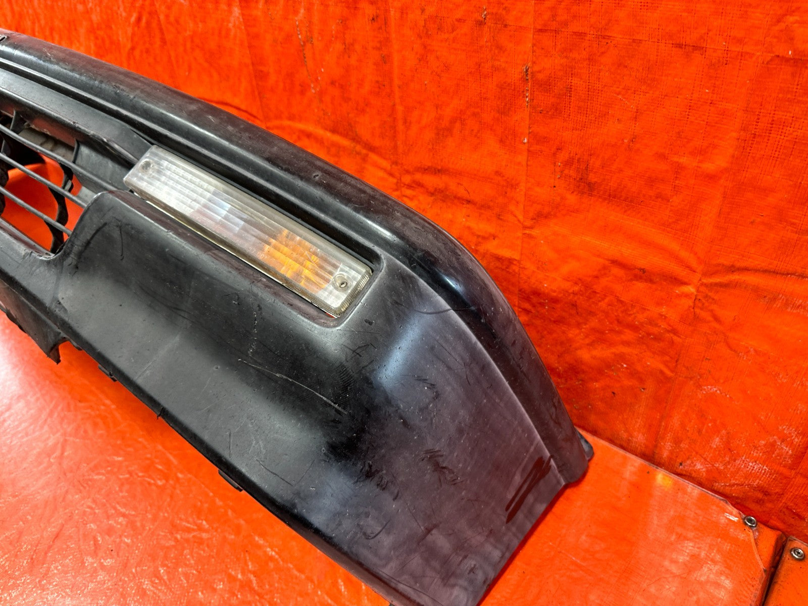 90 91 HONDA CIVIC HATCHBACK FRONT BUMPER COVER W/ RE BAR AND LIGHTS COMPLETE OM2