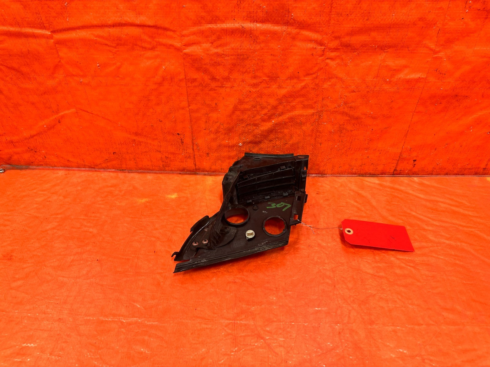 06 11 HONDA CIVIC   4 DOOR SEDAN   PASSENGER RIGHT WIPER COWL TRIM   OEM #3071