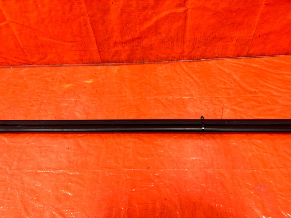 06 11 CIVIC 2D COUPE   EXTERIOR DOOR WINDOW GLASS TRIM SET LEFT RIGHT   OEM 2865