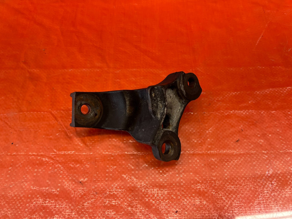 97 01 HONDA PRELUDE   POST MOUNT TO MOTOR MOUNT BRACKET   LEFT SIDE   OEM #1367