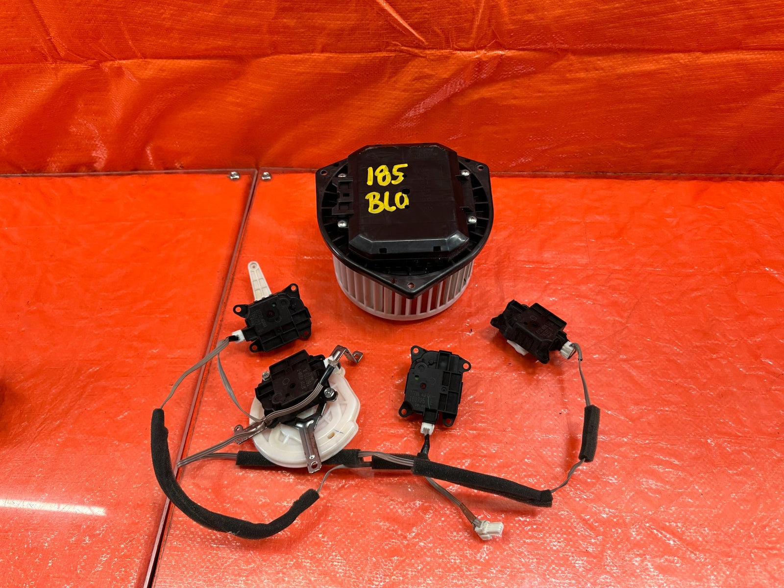 14 20 INFINITI Q50 17 20 Q60   BLOWER W/ HEATER FLAP BLOWER MOTOR ACTURATOR #1850