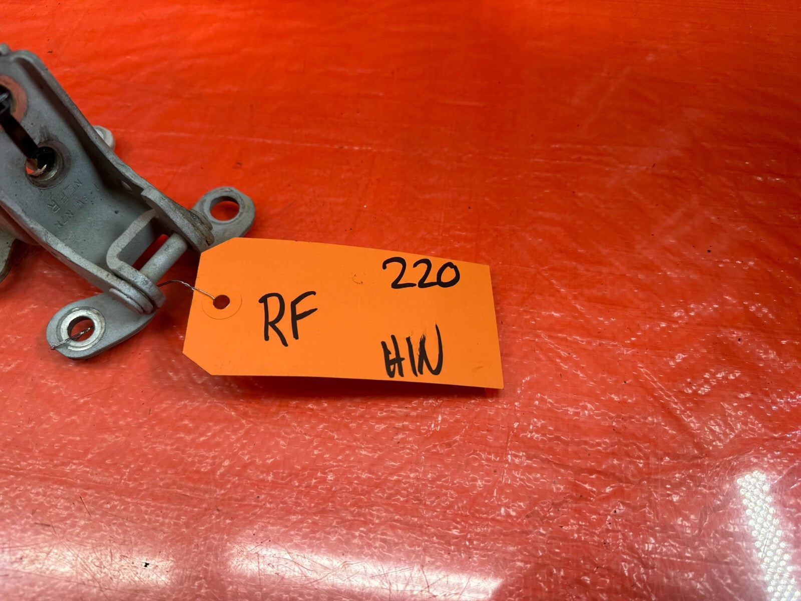 06 11 CIVIC 4D SEDAN   DOOR HINGE SET   UPPER & LOWER RIGHT FRONT SIDE OEM #2201