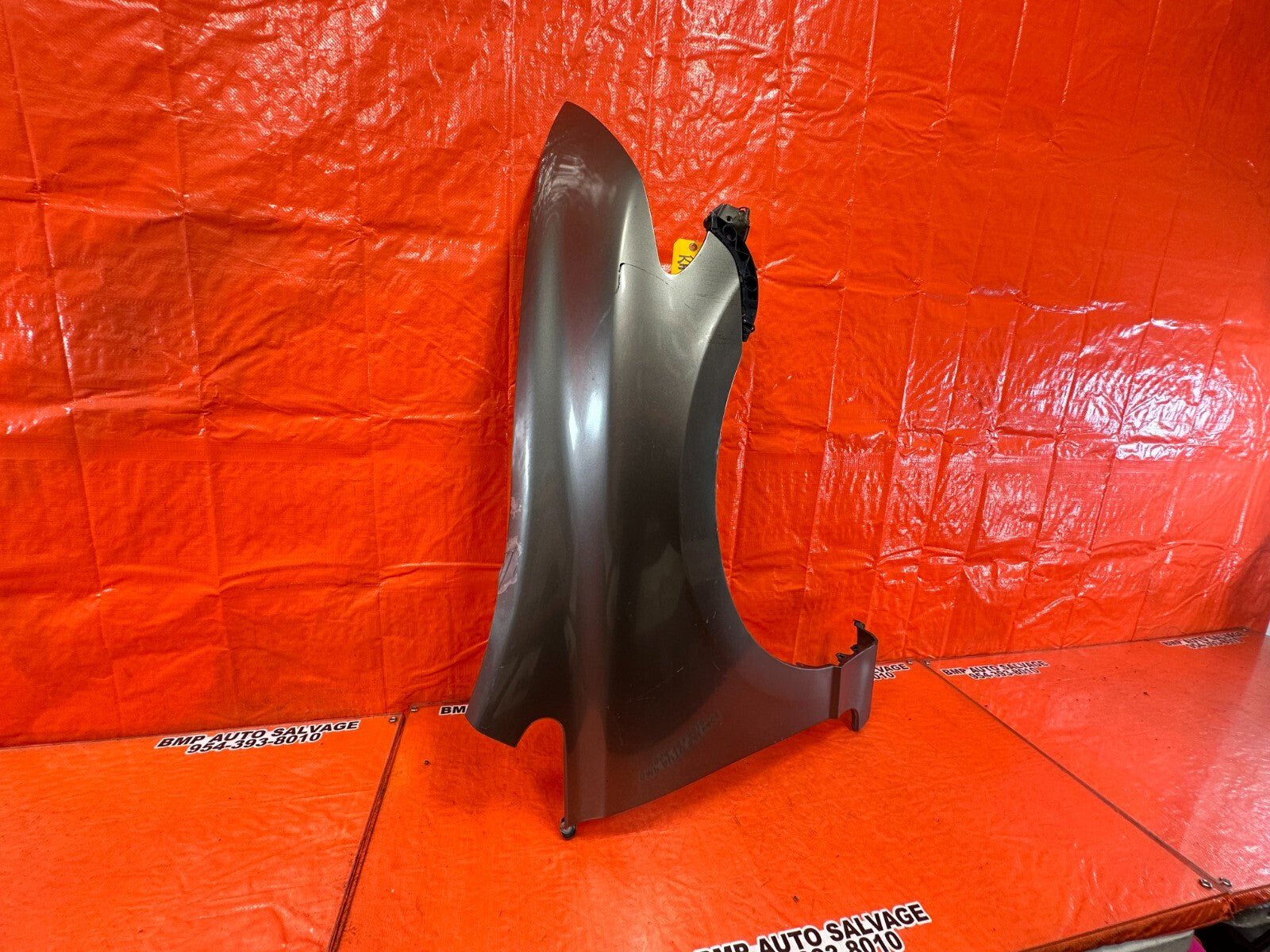 06 11 HONDA CIVIC SEDAN   FENDER   RIGHT SIDE   GRAY COLOR   OEM #2600