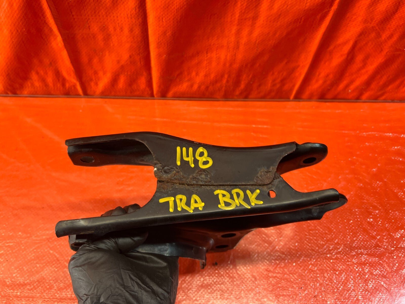 94 01 ACURA INTEGRA   AUTOMATIC   REAR TRANSMISSION BRACKET   OEM #1486