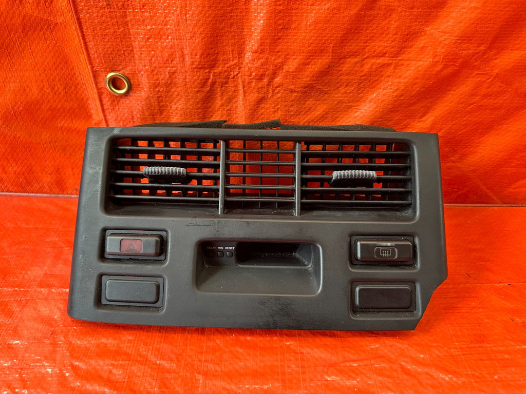 95 98 HONDA ODYSSEY   CENTER AC VENT W/ HAZARD & DEFROST SWITCH & CLOCK OEM #19314