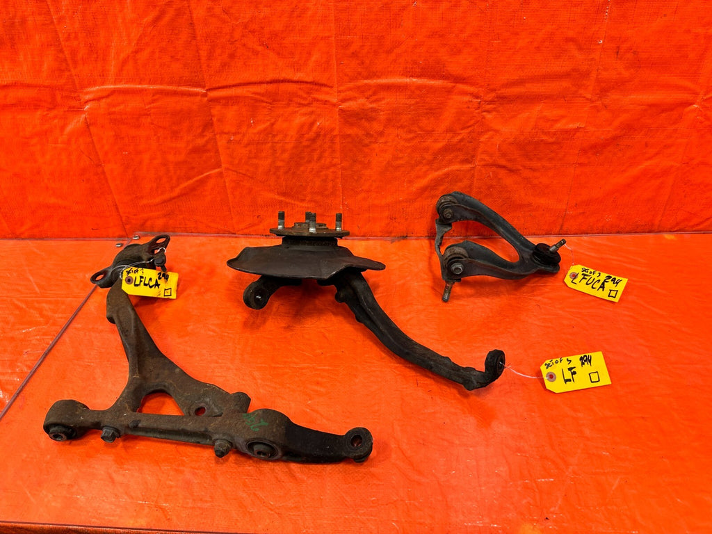 93 97 HONDA DEL SOL S & SI DRIVER LEFT FRONT SPINDLE KNUCKLE HUB & ARMS OEM #2942