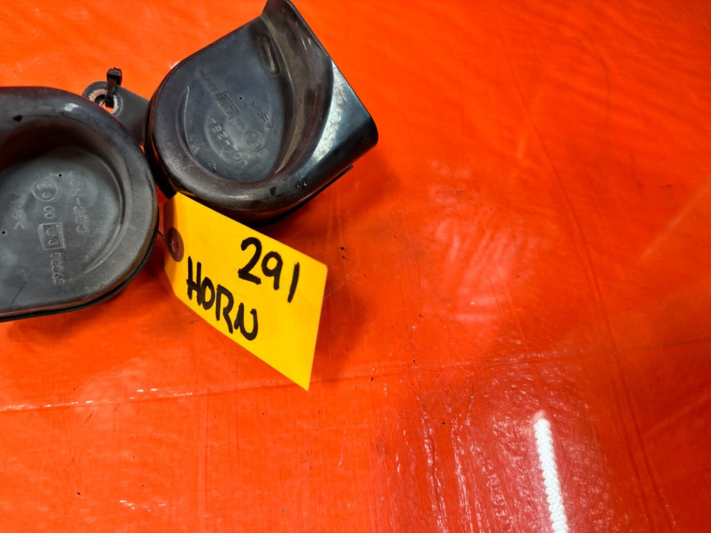 04 08 ACURA TSX   HORN SET / HIGH AND LOW NOTE HORNS   OEM FACTORY #2914