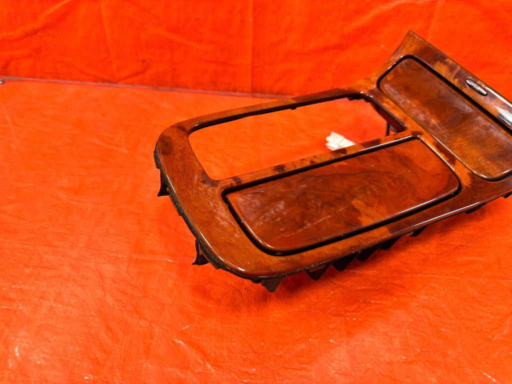 02 05 LEXUS SC430   AUTOMATIC SHIFTER CENTER CONSOLE TRIM BEZEL   OEM #2884