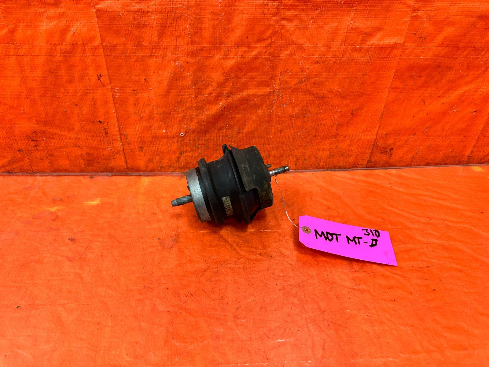 09 13 INFINITI   G37 2D COUPE   RWD   ENGINE MOTOR MOUNT LEFT OR RIGHT OEM 3100