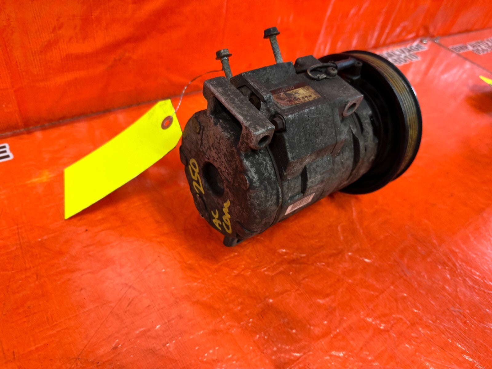 00 05 TOYOTA CELICA   HVAC AIR CONDITIONG AC COMPRESSOR PUMP   OEM FACTORY #25011