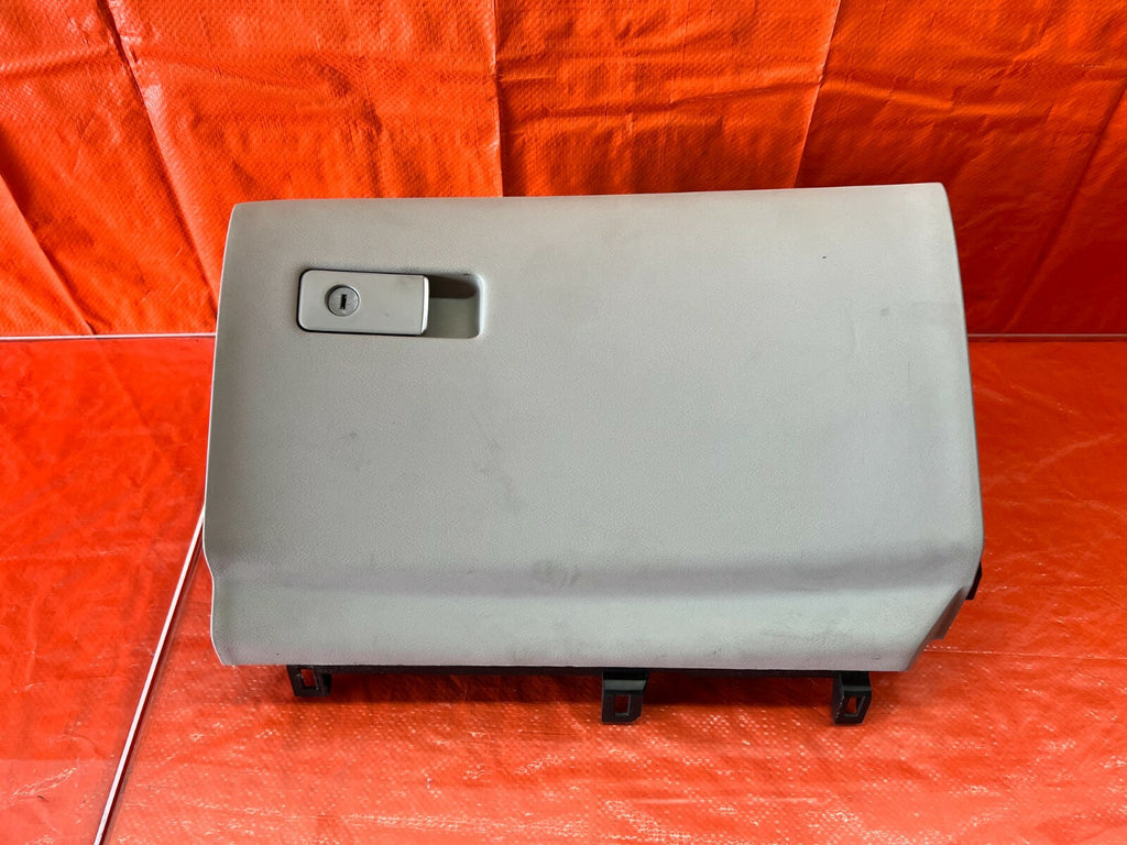 14 20 INFINITI Q50 / 17 20 Q60   GLOVE BOX ASSEMBLY   IVORY COLOR OEM #1130