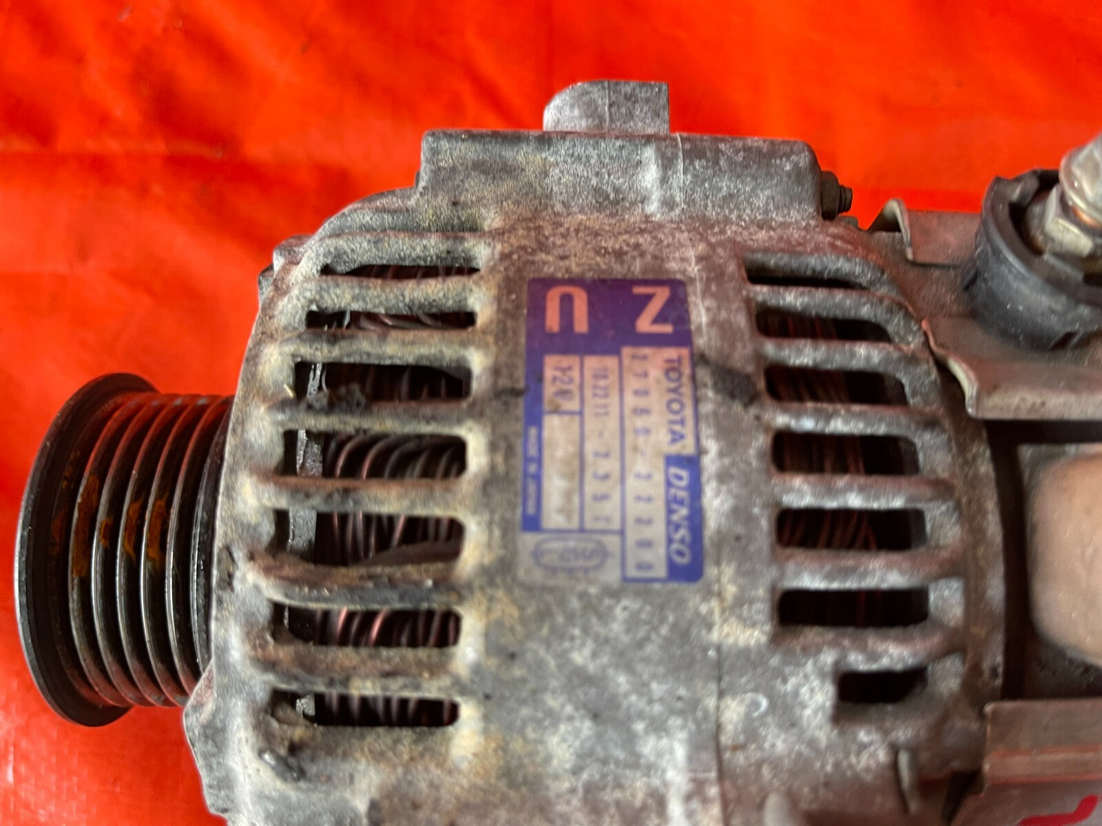 00 05 TOYOTA CELICA GT S   2ZZGE   MANUAL / STICK SHIFT   ALTERNATOR   OEM OE4
