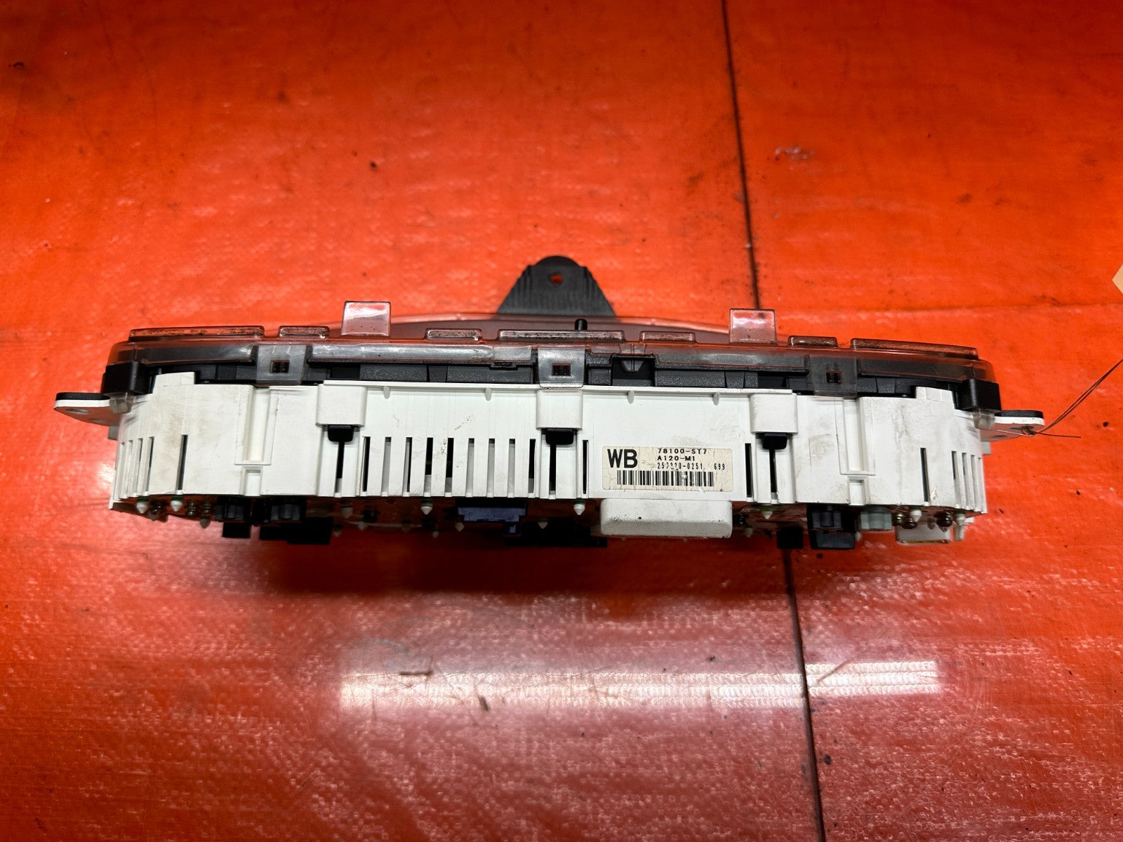 94 01 ACURA INTEGRA 1.8L B18B1 LS MANUAL TRANSMISSION GAUGE CLUSTER OEM #33110