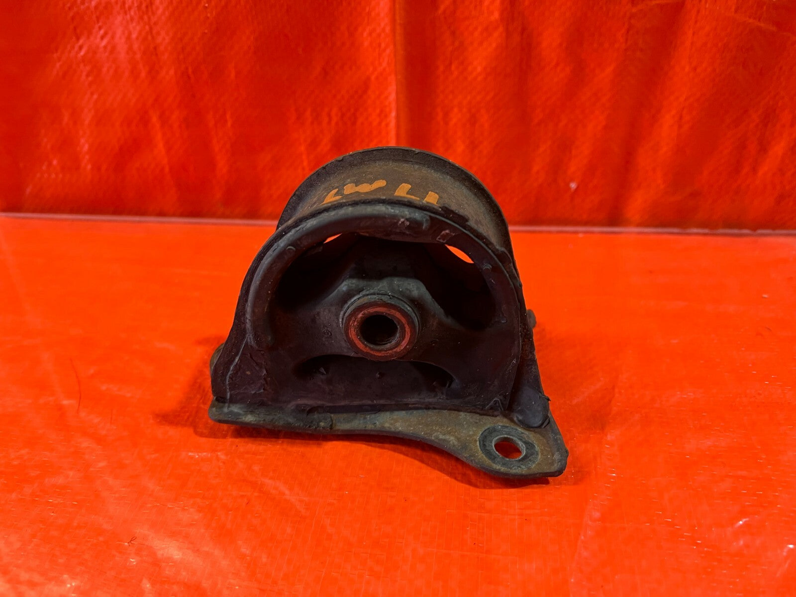 92 00 HONDA CIVIC   REAR ENGINE / TRANSMISSION MOUNT   AUTOMATIC TRANS   OEM #940