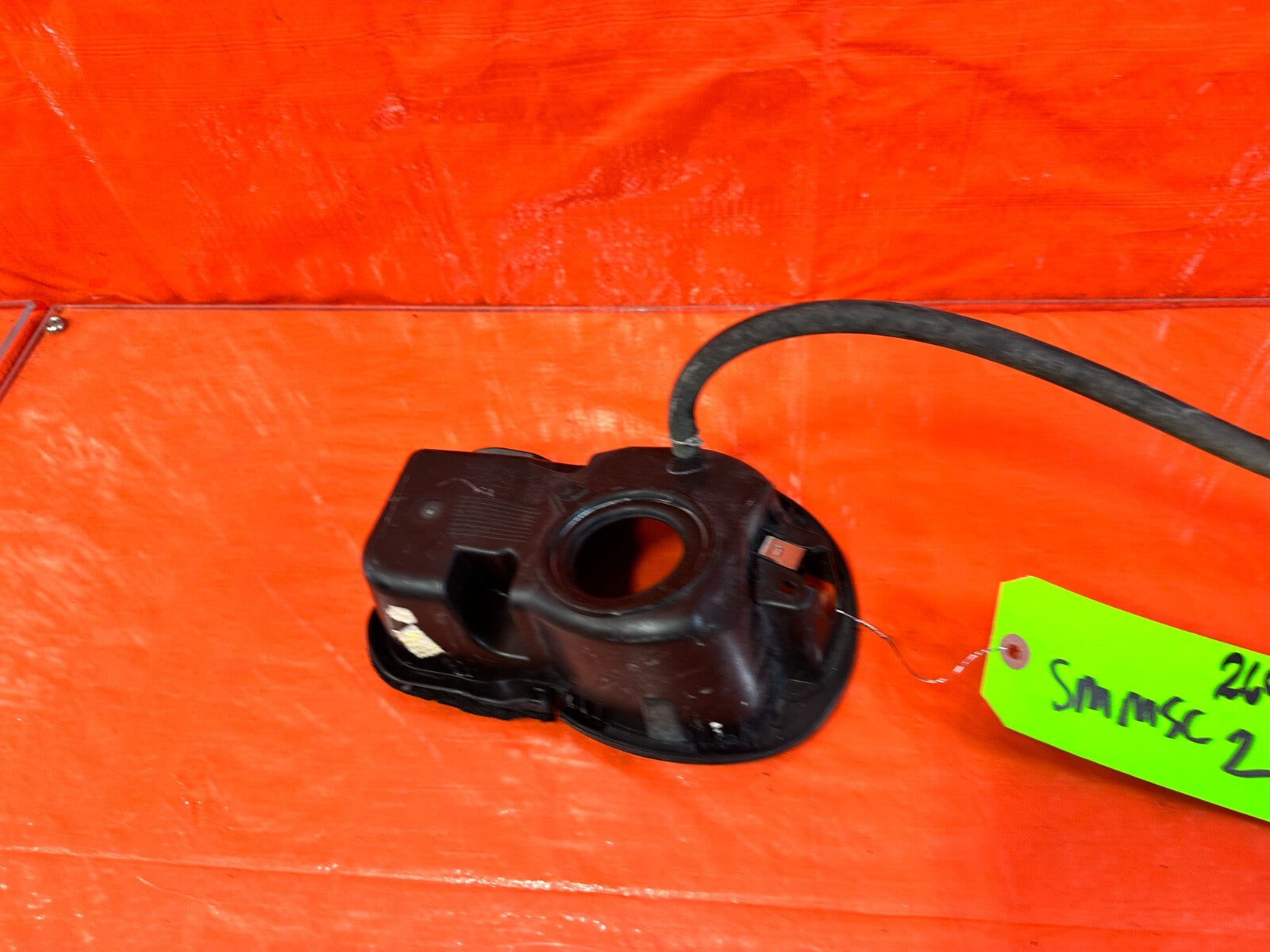 12 15 HONDA CIVIC SI   FUEL NECK TRIM   OEM #2696
