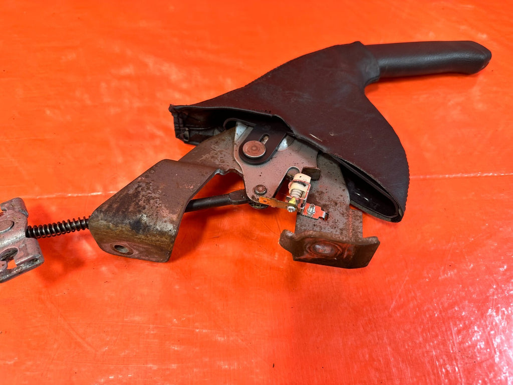 04 08 ACURA TSX   EMERGENCY / PARKING BRAKE HANDLE GRIP LEVER   OEM #2759