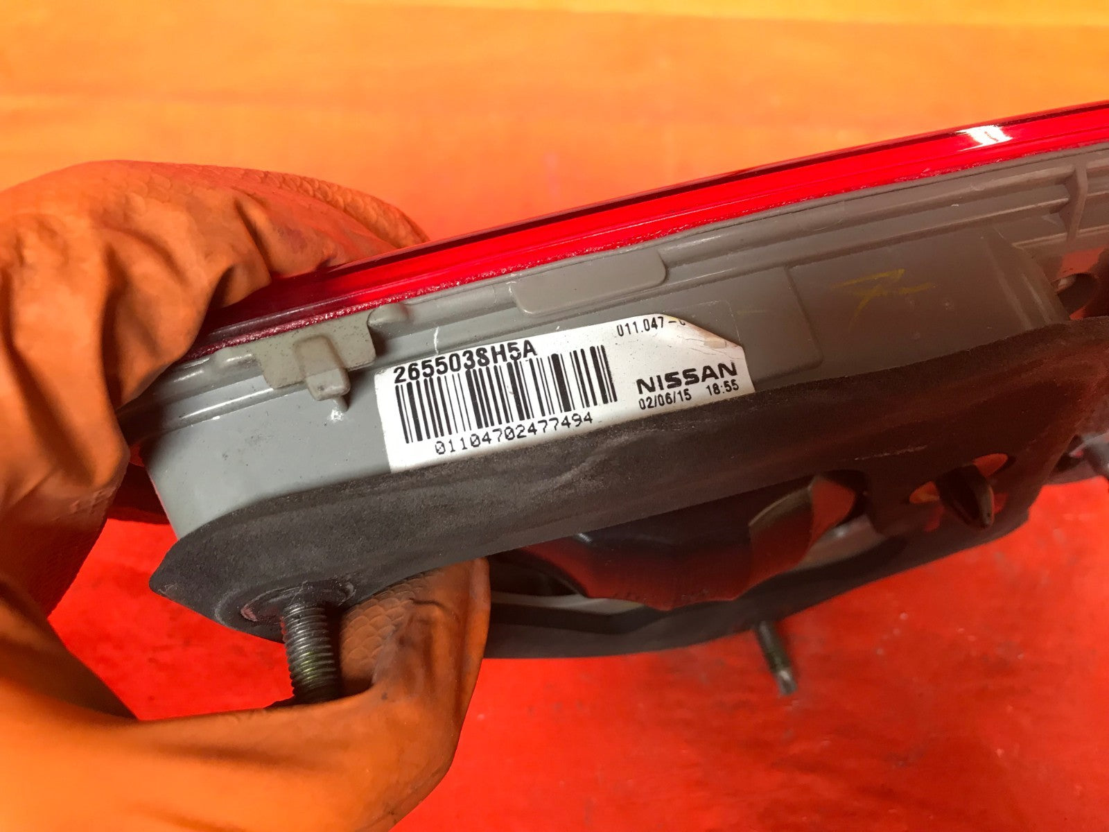 OEM 2013 2014 2015 NISSAN SENTRA PASSENGER RIGHT INNER TRUNK TAIL LIGHT LAMP R .5