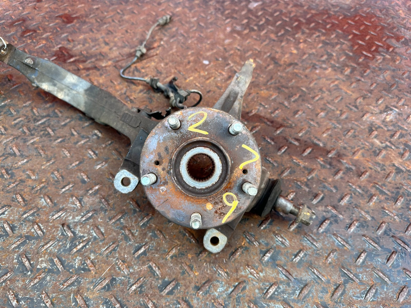 09 14 ACURA TSX   DRIVER LEFT FRONT SPINDLE KNUCKLE HUB   OEM FACTORY #2797