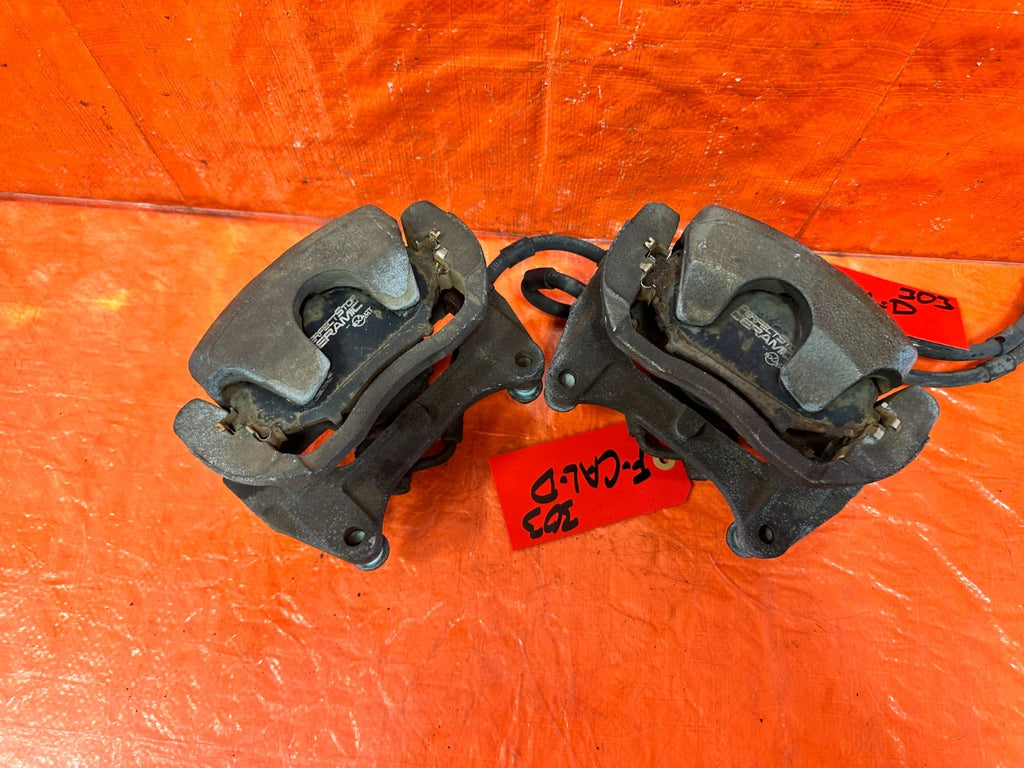 04 11 MAZDA RX8 RX 8  FRONT BRAKE CALIPERS   LEFT RIGHT CALIPER SET   OEM 3036