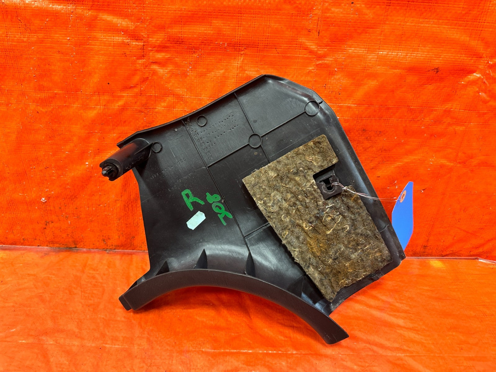 02 03 HONDA CIVIC SI EP3 HATCHBACK   KICK PANEL   PASSENGER RIGHT SIDE   OEM 3082