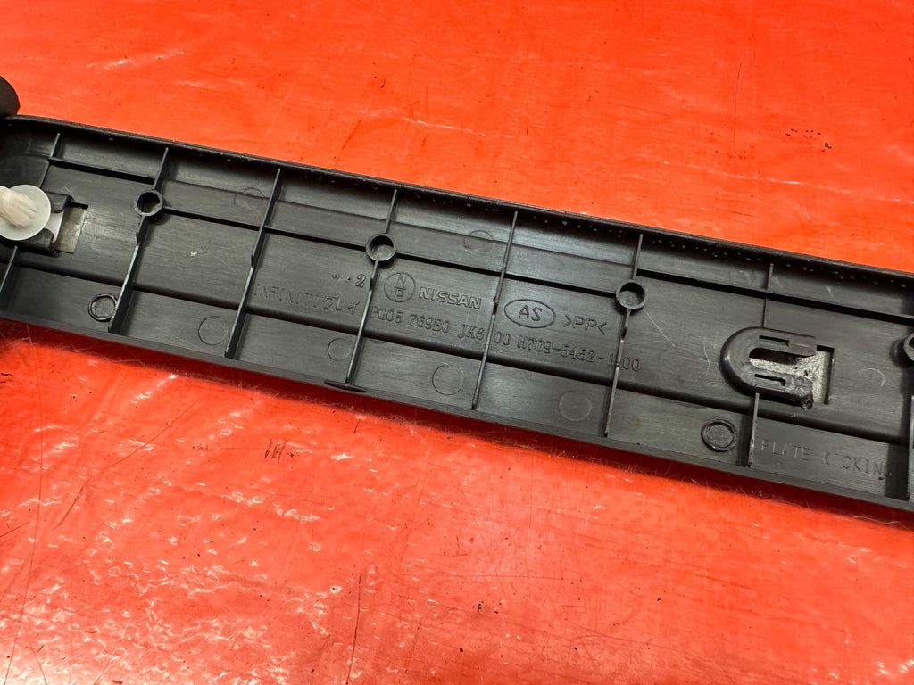 07 13 INFINITI G35 SEDAN FRONT LEFT RIGHT FLOOR PILLAR DOOR SILL SCUFF PLATE 19213