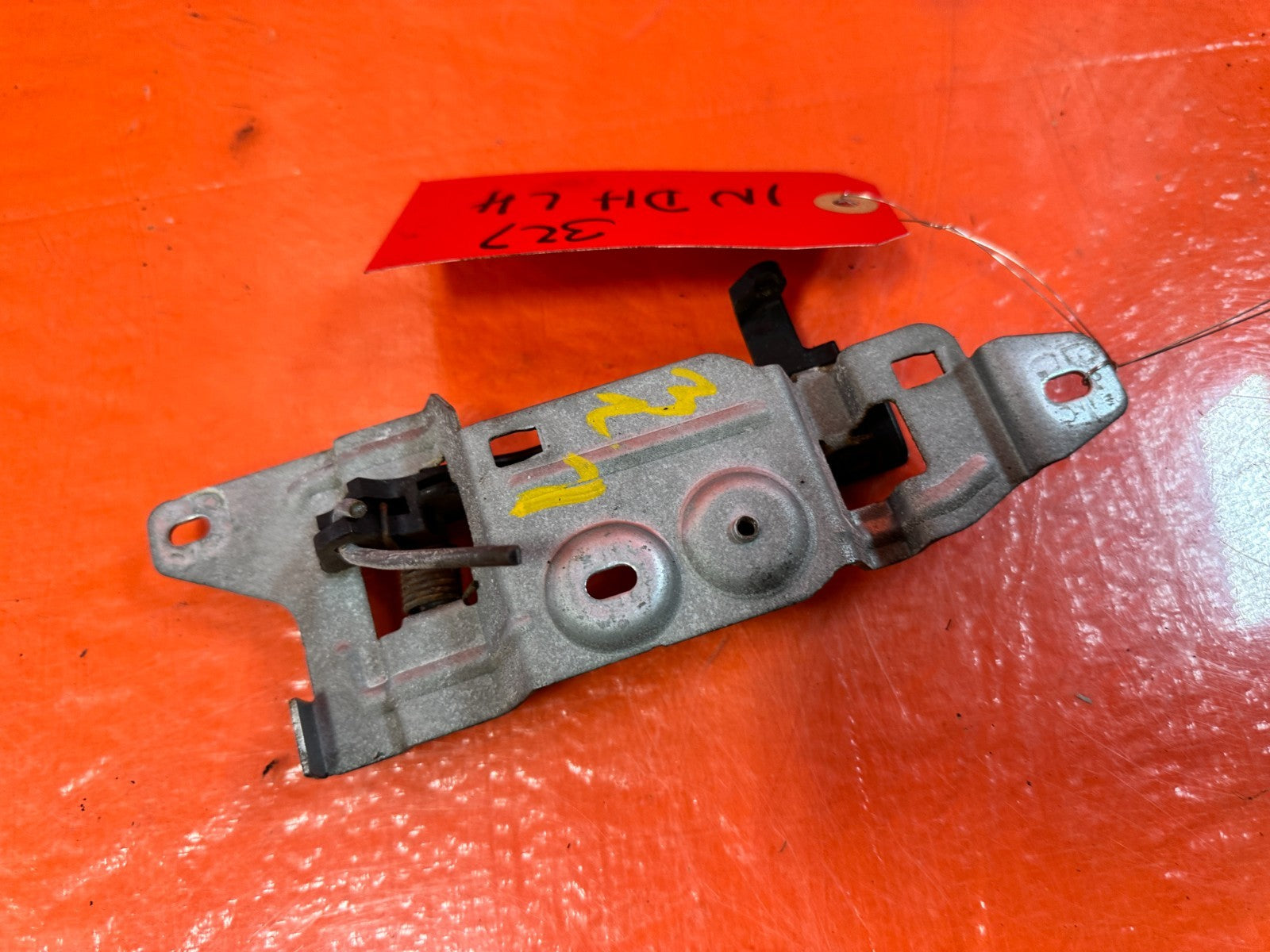 92 95 HONDA CIVIC   2D COUPE   DRIVER LEFT   INTERIOR DOOR HANDLE   OEM 3275