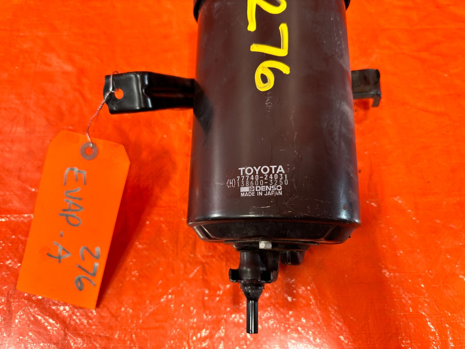92 00 LEXUS SC300   FUEL VAPOR CHARCOAL EVAP TANK CANISTER   OEM FACTORY #2764