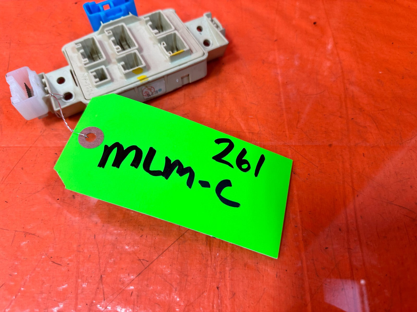 2002 02 LEXUS SC430   FUSE BOX CONNECTOR   OEM FACTORY #2614